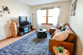 New Husker Listing 4bd 2b 15min walk to Stadium